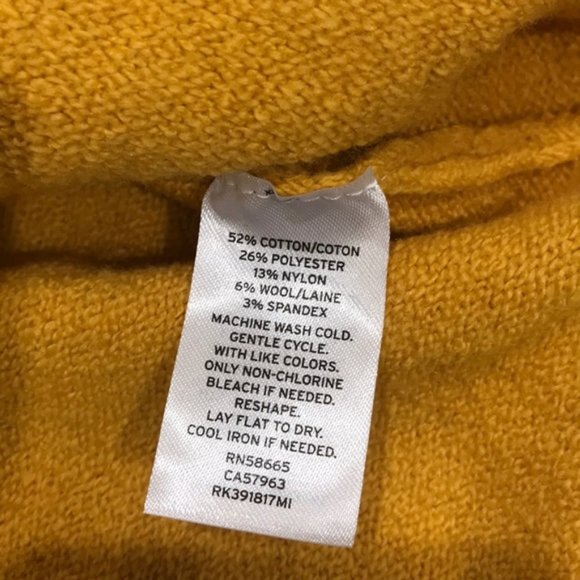 Melrose and Market Destroyed Sweater - Picture 5 of 6